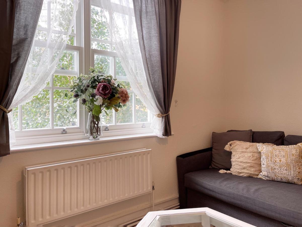 Appartamento Lisa's Place Near Kings Cross - 2 Double Beds, 1 Sofa Bed, Great Location, Ideal For Families *