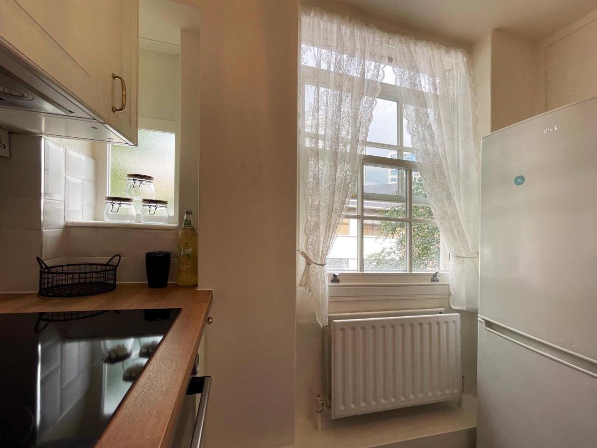 Appartamento Lisa's Place Near Kings Cross - 2 Double Beds, 1 Sofa Bed, Great Location, Ideal For Families *