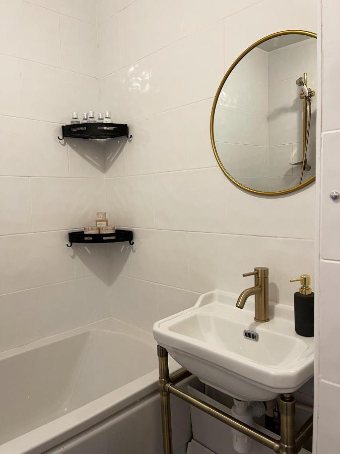 Appartamento Lisa's Place Near Kings Cross - 2 Double Beds, 1 Sofa Bed, Great Location, Ideal For Families *